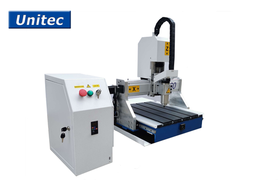 24000rpm UT4060S 800W Mini CNC Router Machine For 3D Job