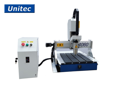 24000rpm UT4060S 800W Mini CNC Router Machine For 3D Job