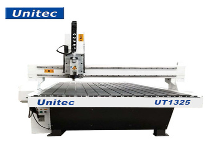 18000rpm UT1325 4FTX8FT Rotary Axis CNC Router For Wood / MDF
