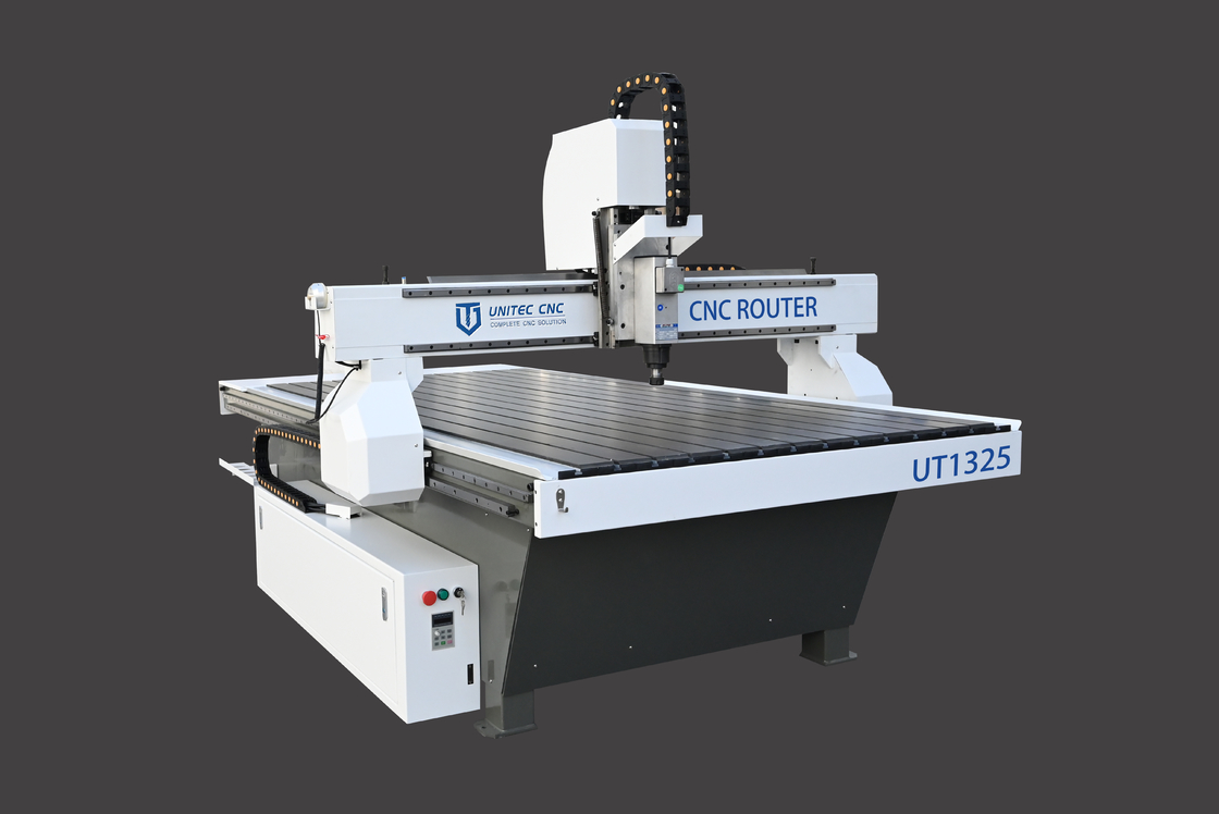 Wood Engraving Machine 4x8 CNC Router Table With Italy Spindle T Slot